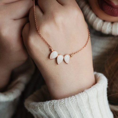 Triplet hármas csepp 14k arany anyatejes-babahajas medál