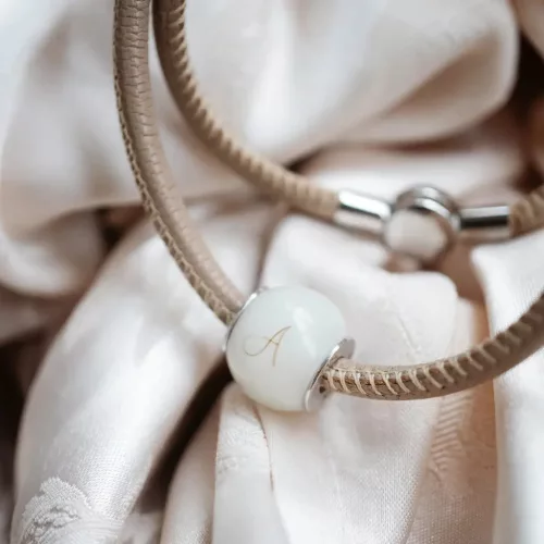 Arany Simply Charm Pan Classic nagy lyukú anyatejes vagy babahajas emlékőrző gyöngy