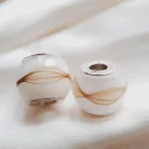 2 db Arany Simply Charm Pan Classic nagy lyukú anyatejes vagy babahajas emlékőrző gyöngy ajándék karkötővel