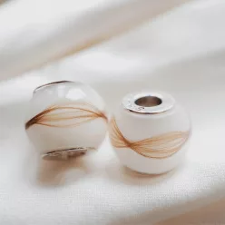   2 db Arany Simply Charm Pan Classic nagy lyukú anyatejes vagy babahajas emlékőrző gyöngy ajándék karkötővel