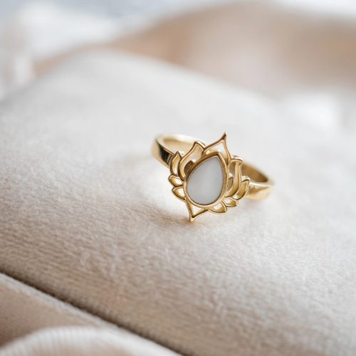 Crown Fantasize - crown gold ring with a choice of shape - mother's milk or baby hair