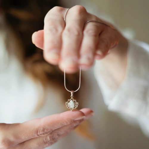 Dione Lotus anyatejes Medál