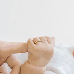 Első gyűrűm - újszülött, baba gyűrű anyának, apának medálként hordható