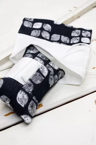 Yaro Slings Petals Ultra Black White Grey (Tencel) 